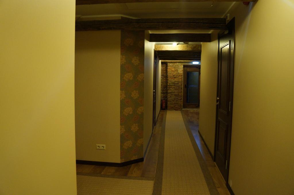 Poeoeni Tavern & Guesthouse Misso Dış mekan fotoğraf