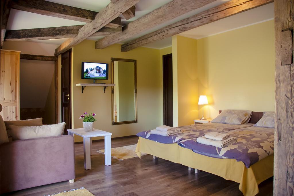 Poeoeni Tavern & Guesthouse Misso Dış mekan fotoğraf
